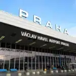 Från Prags flygplats till centrum – Hur man tar buss, tunnelbana eller taxi