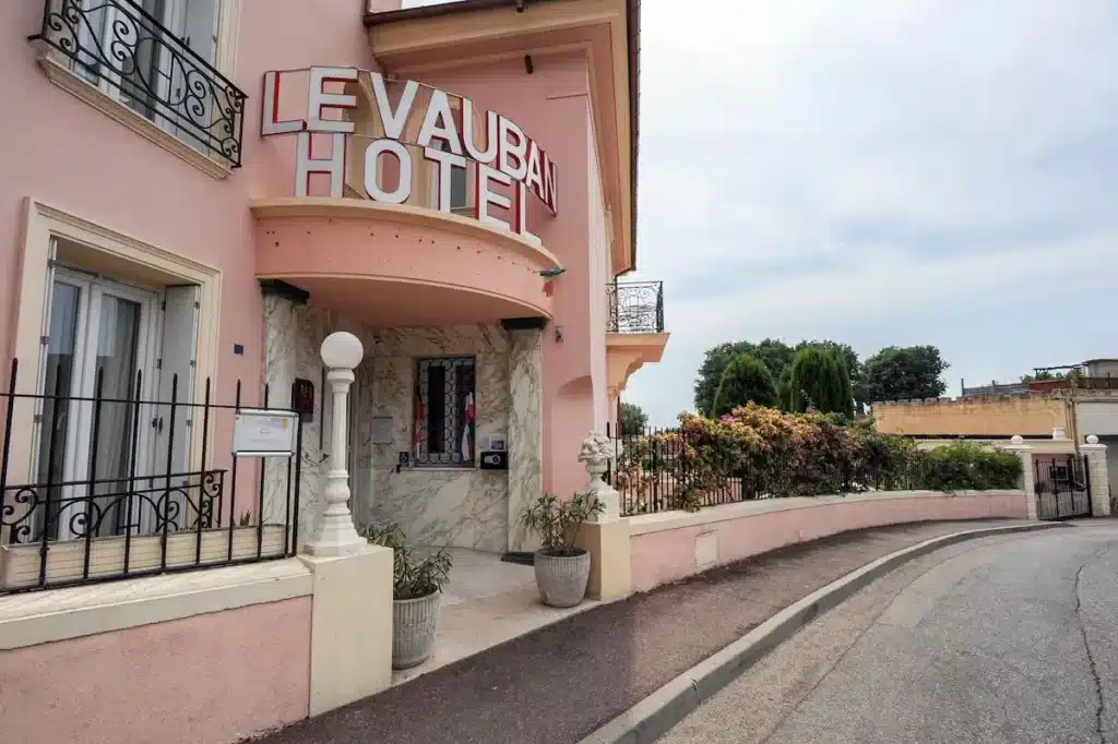 Hotel Le Vauban, billigt hotell i Villefranche-sur-mer