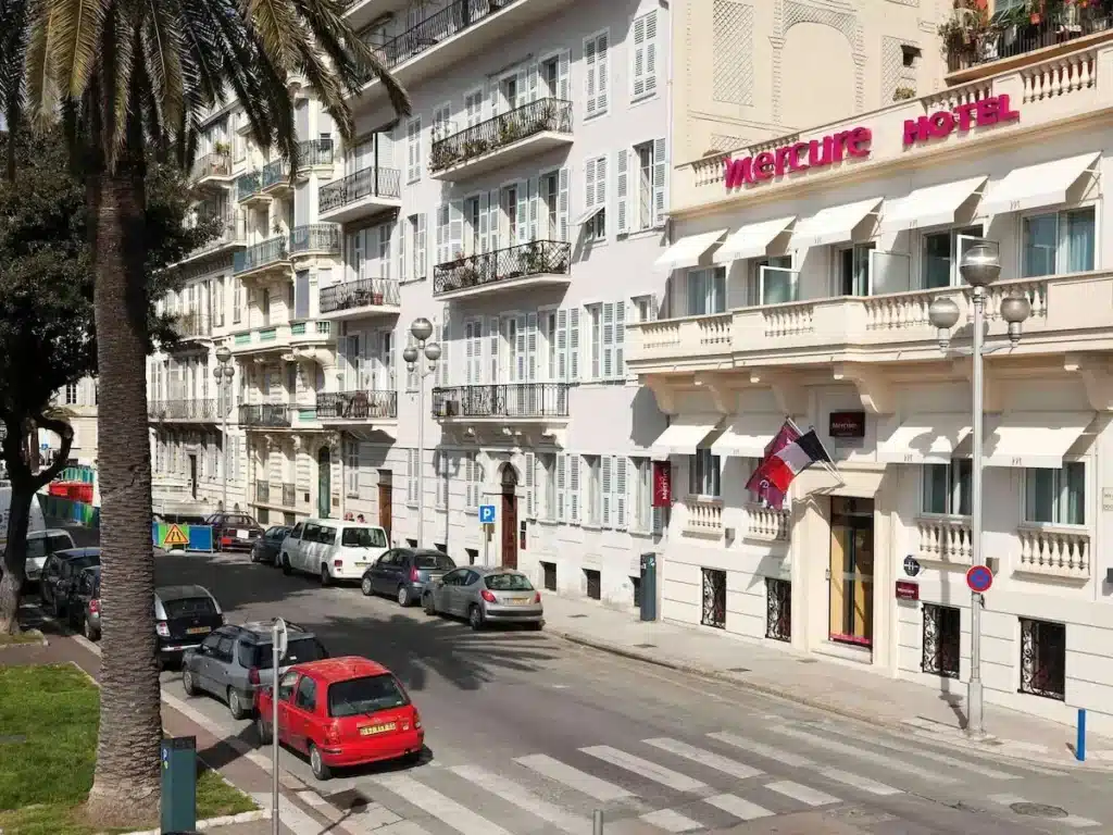 Mercure Nice Marche aux Fleurs