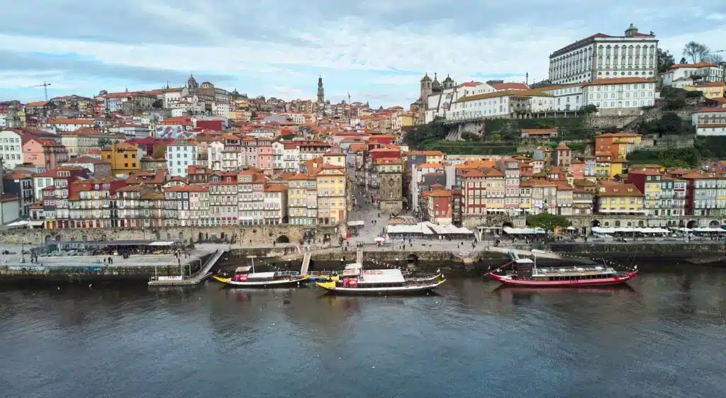 Ribeira, den gamla staden i Porto