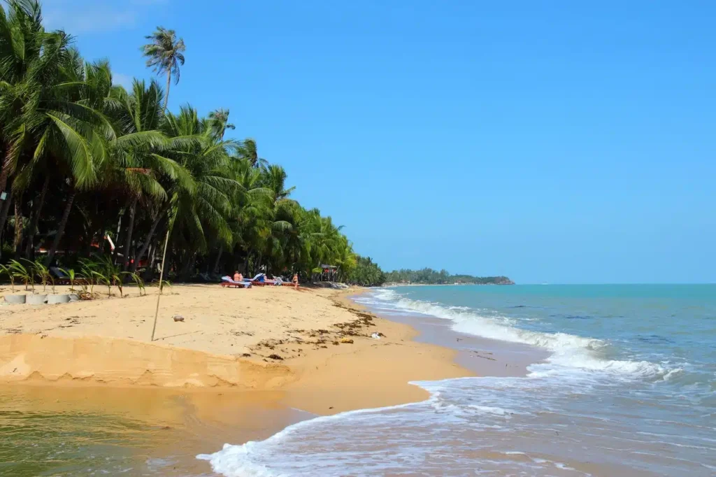 mae nam beach samui