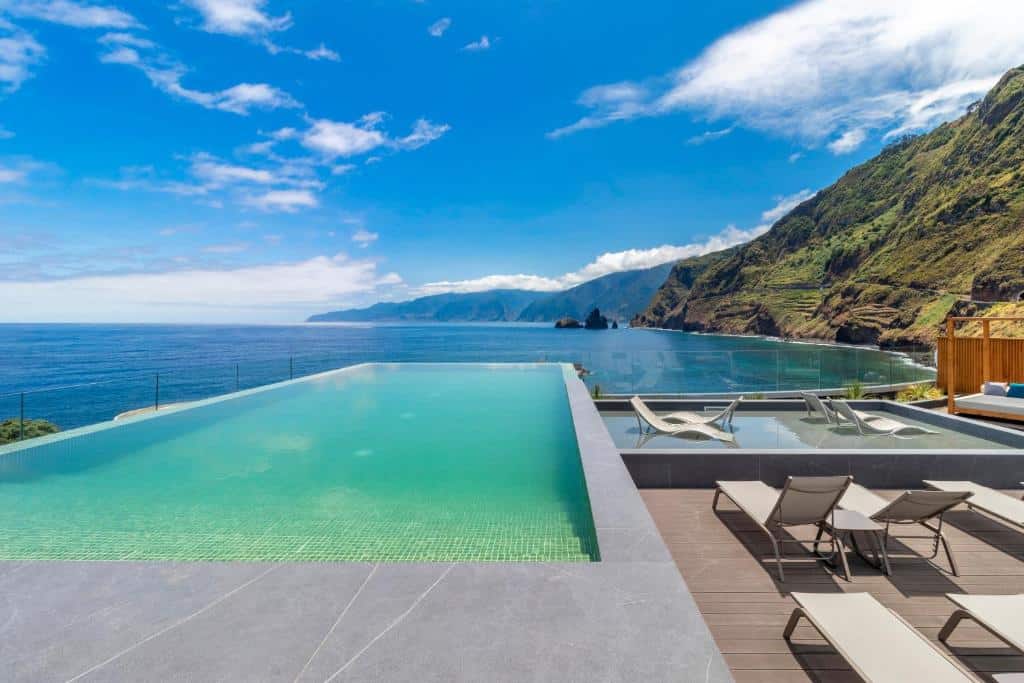 Porto Moniz på Madeira