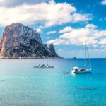 Var ska man bo på Ibiza? De 6 bästa områdena & bra hotell ☀️