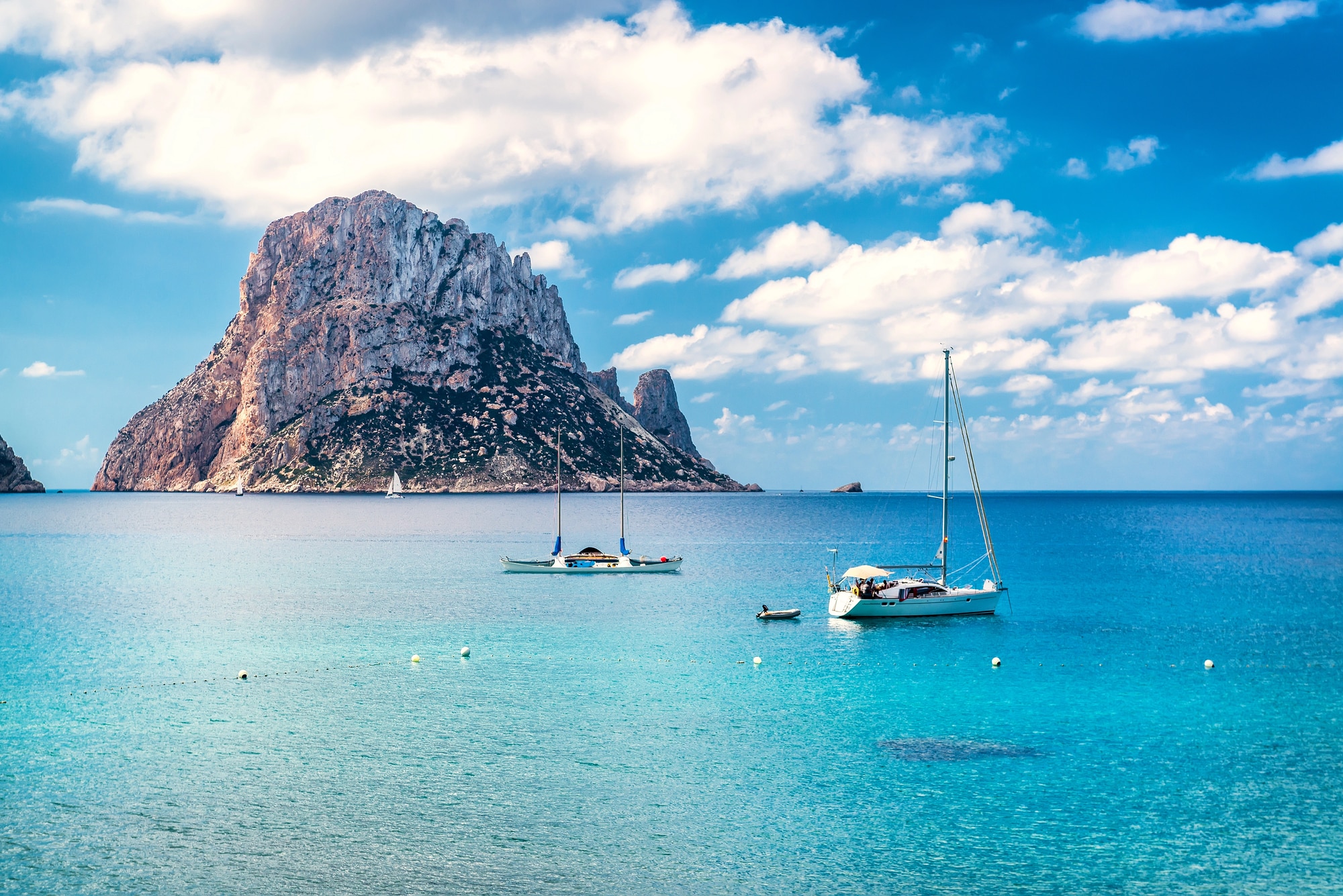 Var ska man bo på Ibiza