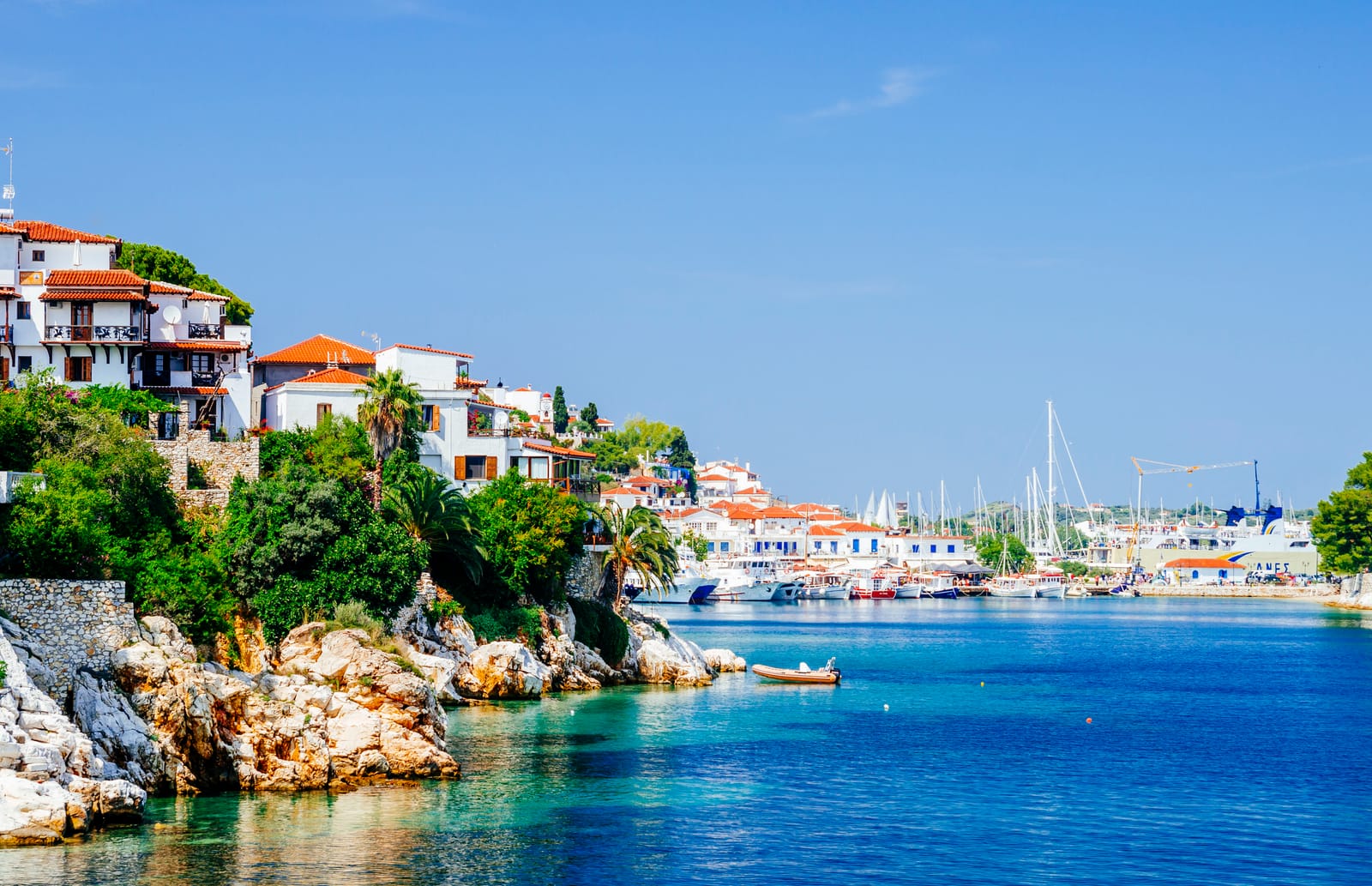 Var ska man bo på Skiathos