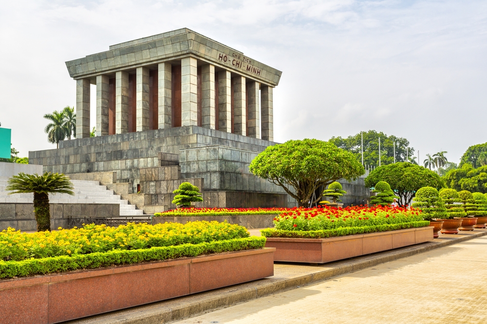 Ba Dinh-torget och Ho Chi Minh-mausoleet i Hanoi