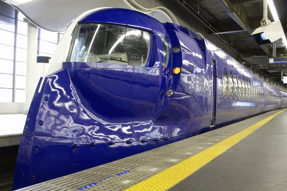 Expresståget Rapi:t på Nankai Namba Station