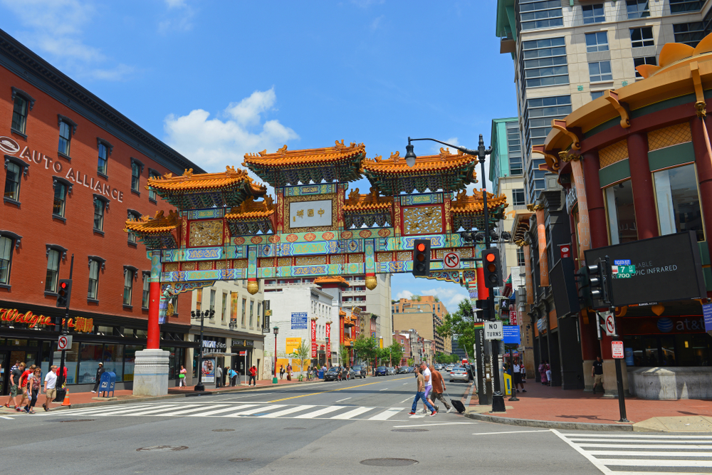 Friendship Archway över H Street i Chinatown i Penn Quarter