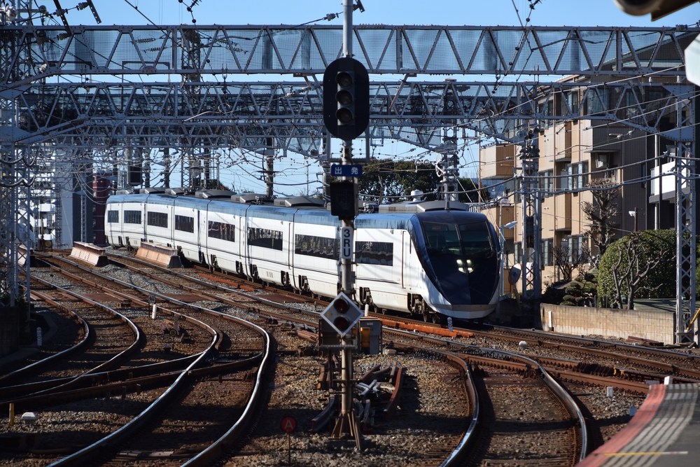 Flygplatståget Skyliner mellan Narita flygplats och Ueno