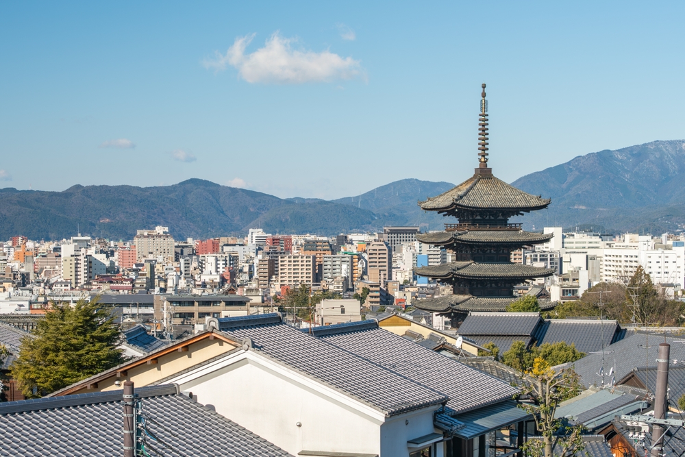 Kyotos stadssiluett med Yasaka-pagoden