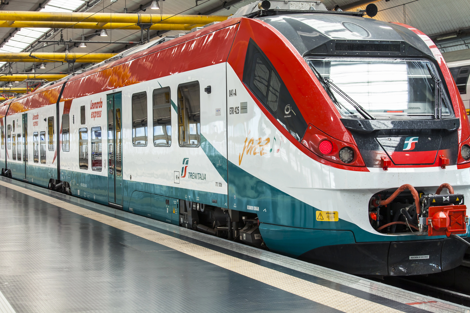 Leonardo Express vid tågstationen på Fiumicino flygplats