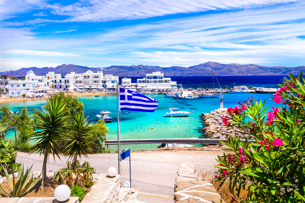Kustbyn Piso Livadi på Paros