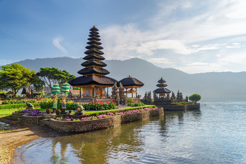 Pura Ulun Danu Beratan vid Beratansjön på Bali