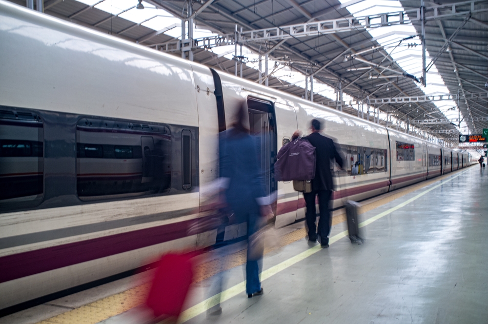 Snabbtåg på stationen Málaga María Zambrano