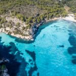 Var ska man bo på Menorca? De 6 bästa områdena & hotellen