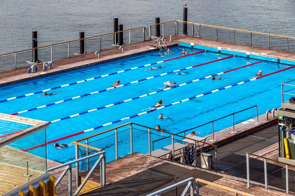 Allas Sea Pool med bastur och havsvattenbassäng vid hamnen i Helsingfors