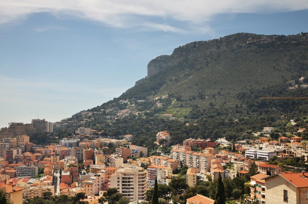 Beausoleil på bergssidan precis ovanför gränsen till Monaco
