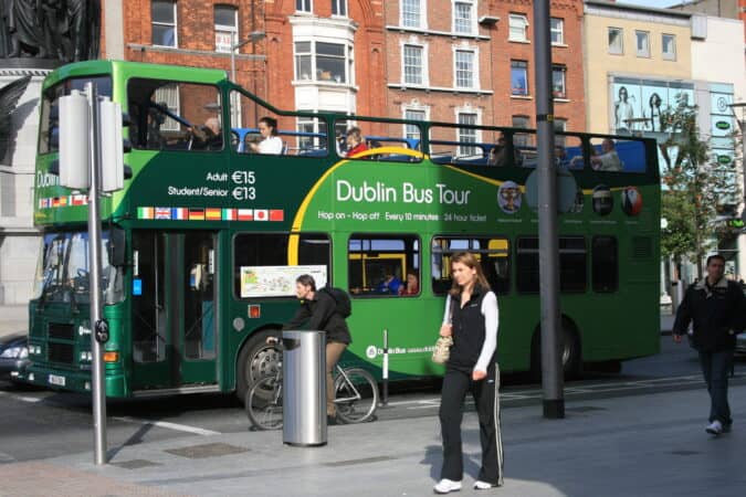 dublin sevärdhet buss