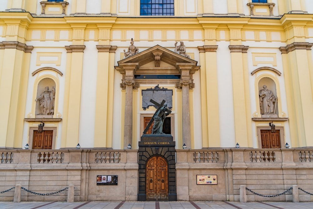 Heliga korsets kyrka på Krakowskie Przedmieście, där Chopins hjärta är inmurat