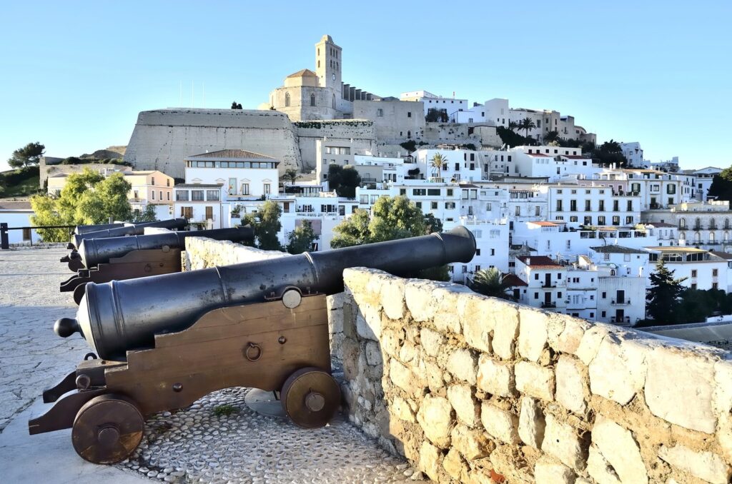 Ibiza stad med Dalt Vila och hamnen