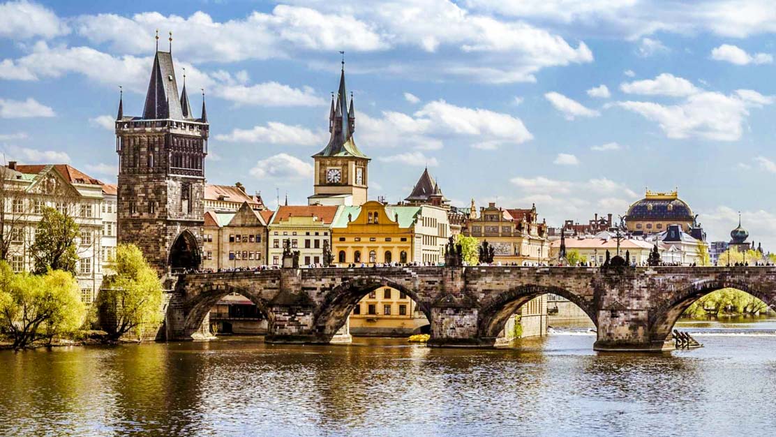 karlsbron prag sevärdhet