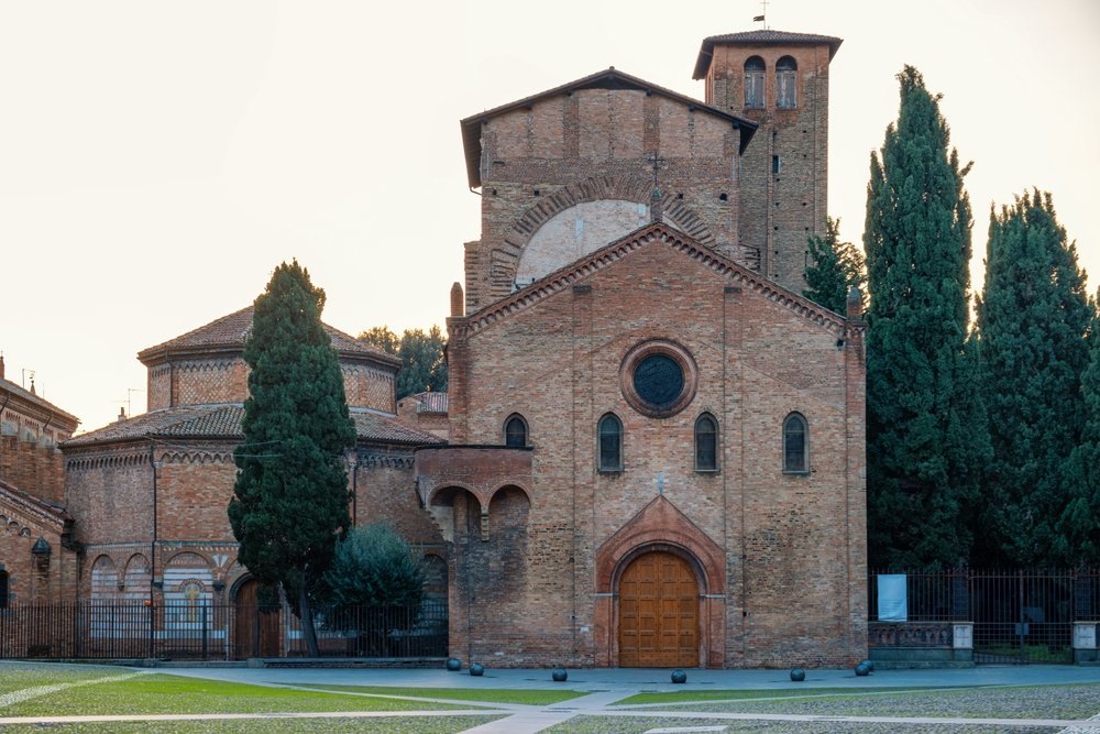 Kyrkokomplexet Santo Stefano och de sju kyrkorna på Piazza Santo Stefano i Bologna
