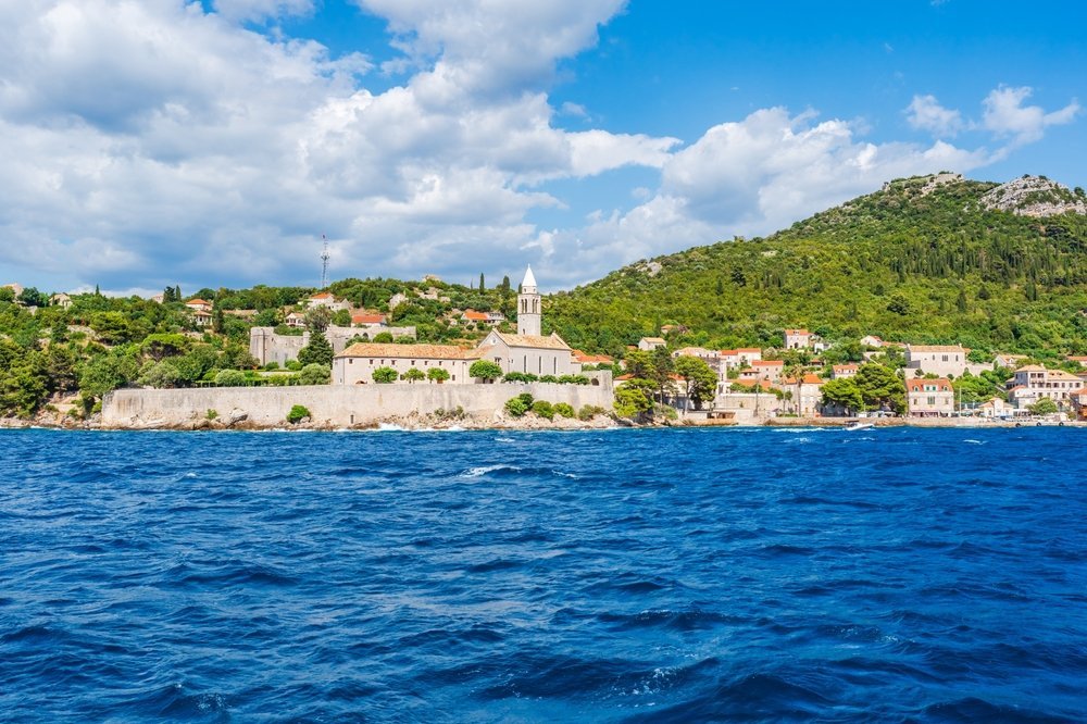 Ön Lopud bland Elafitiöarna utanför Dubrovnik