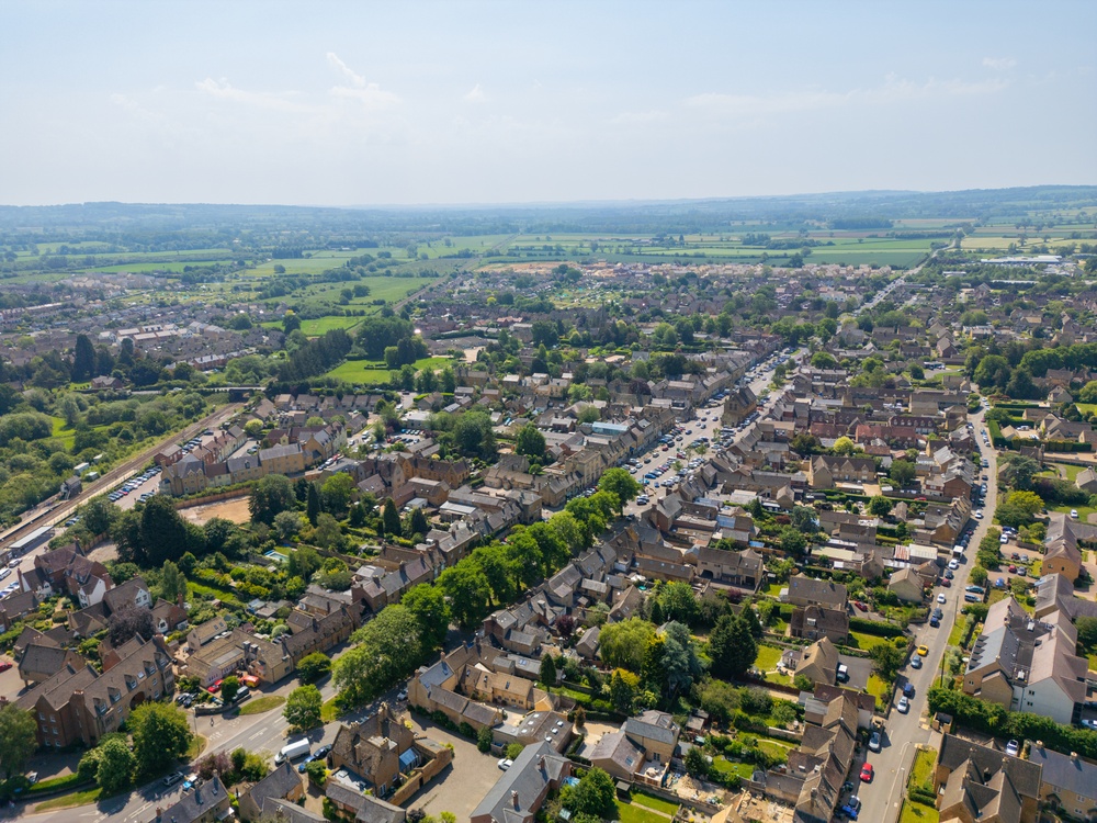 Moreton-in-Marsh i Cotswolds sett från luften