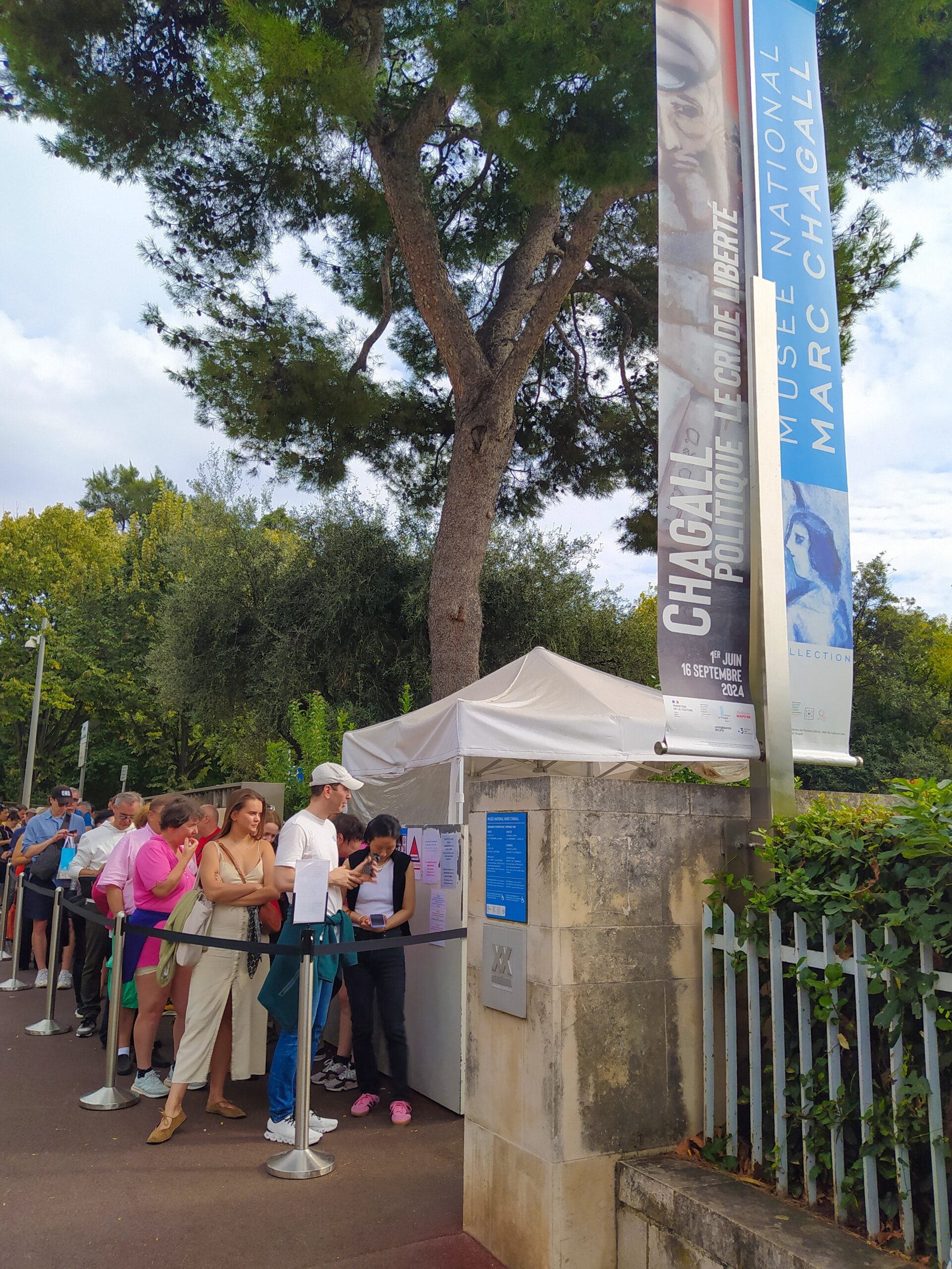 Entrén till Musée National Marc Chagall i Nice