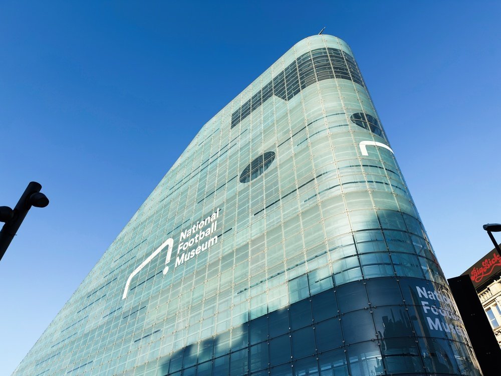 National Football Museum i glasbyggnaden Urbis i Manchester