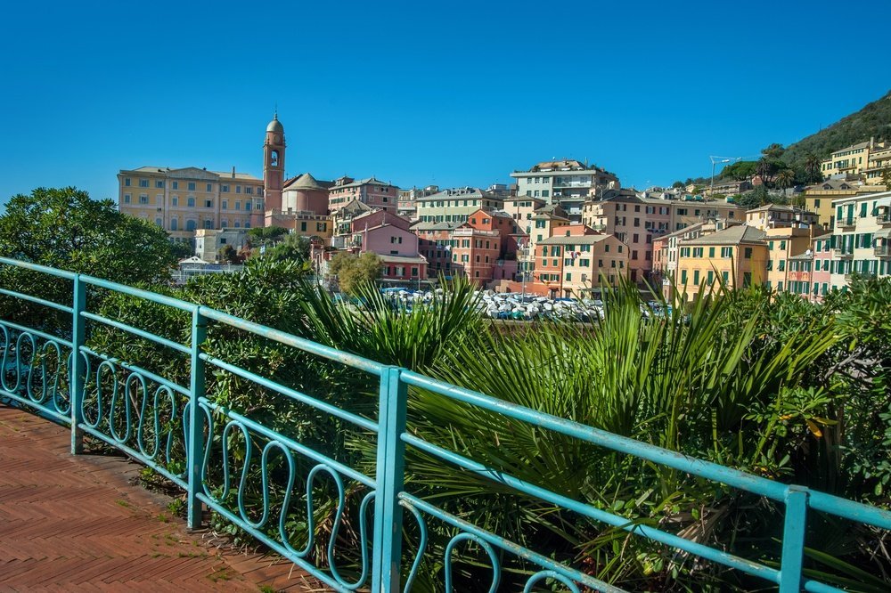 Passeggiata Anita Garibaldi längs kusten i Nervi vid Genua