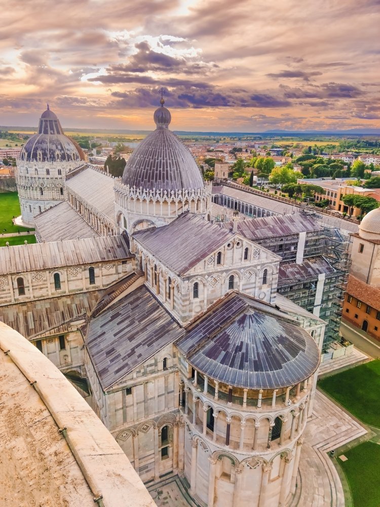 Piazza dei Miracoli i Pisa, ändhållplatsen för buss 1+ från Pisa Centrale