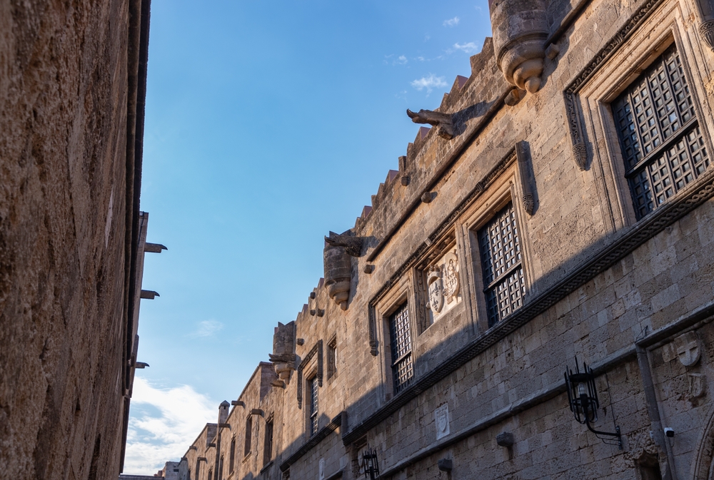 Riddarnas gata i Gamla stan i Rhodos stad