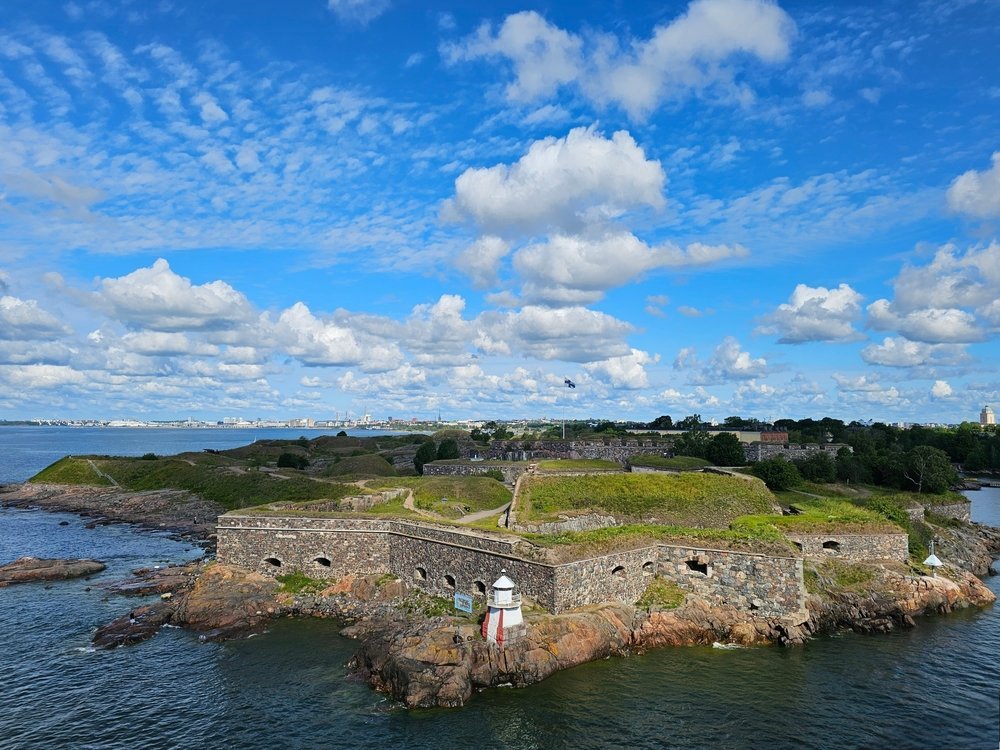 Sjöfästningen Sveaborg utanför Helsingfors