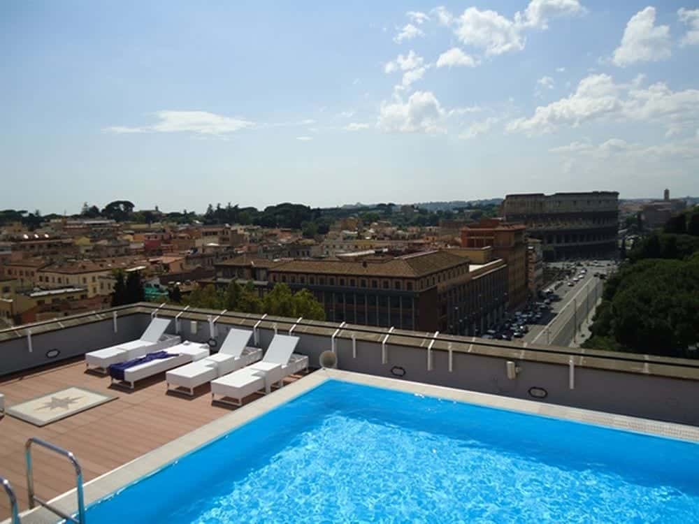 swimmingpool hotell rom