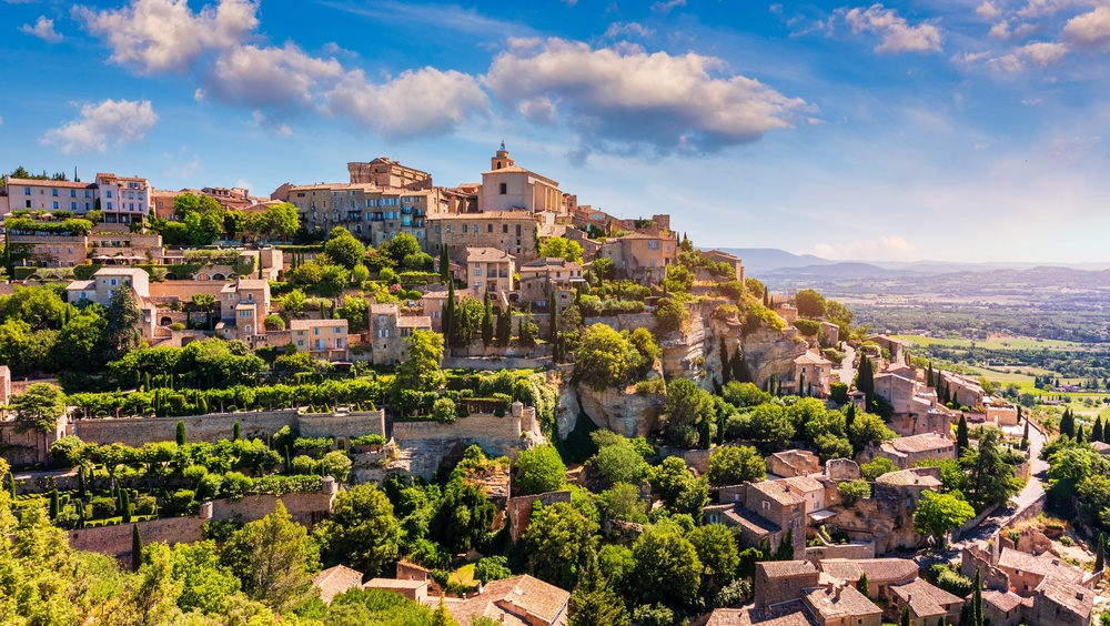 Utsikt över den lilla byn Gordes i Provence