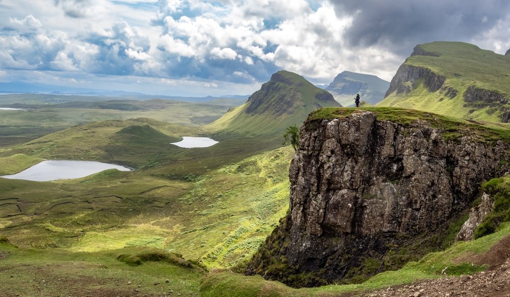 Var ska man bo på Isle of Skye: utsikt från vandringen vid Quiraing på halvön Trotternish