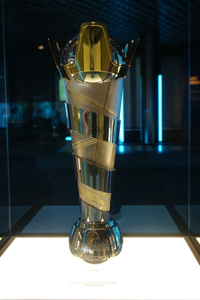 VM-pokalen utställd på FIFA Museum i Zürich